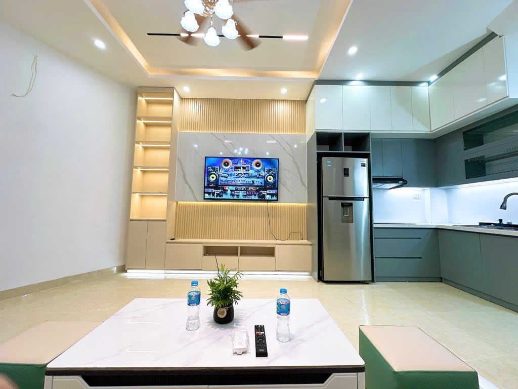 NHÀ PHỐ VỌNG – 4 TẦNG – 8M RA PHỐ – NỘI THẤT XỊN – VỊ TRÍ VÀNG GẦN CÁC TRƯỜNG ĐẠI HỌC LỚN - 4,85 TỶ